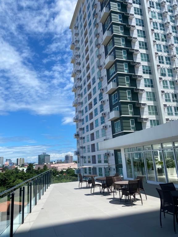 Book abreeza chills place t2716 (Davao City) 2020 PRICES