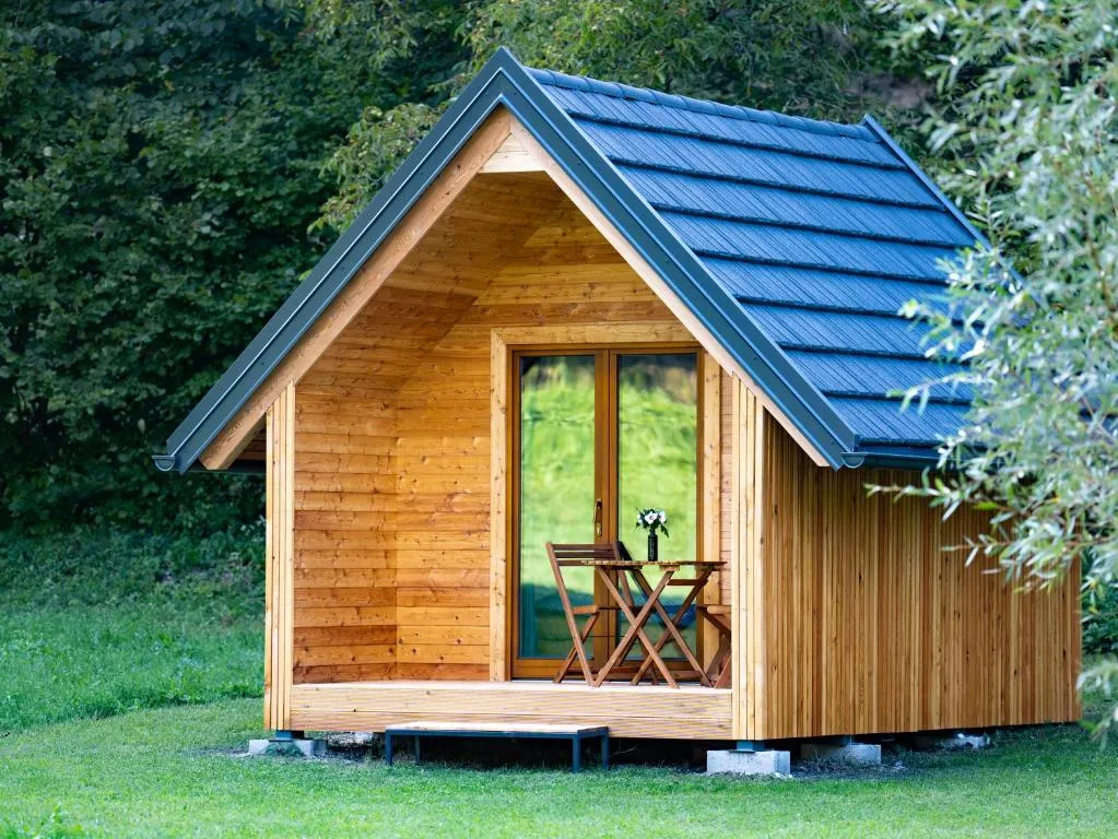 Glamping Logar, hotel in Luče