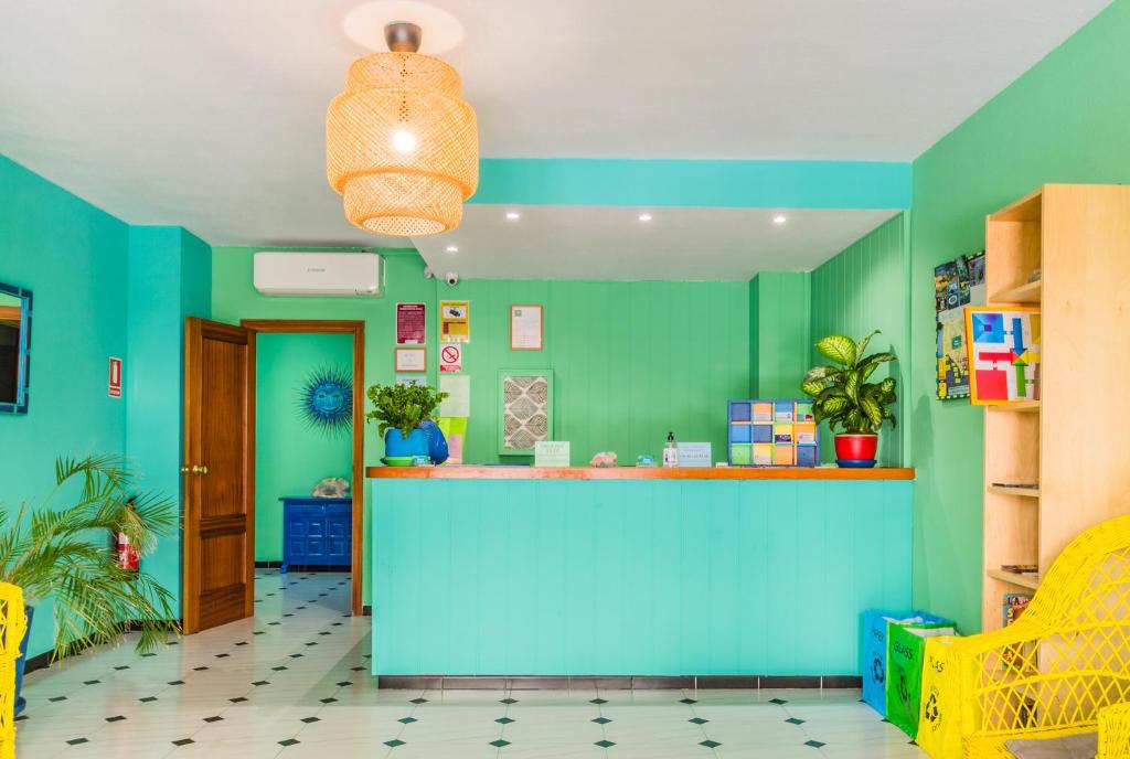 Hostal Tropical - 3
