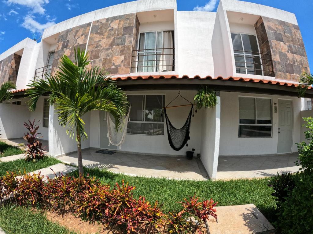 Villa familiar en Playa del Carmen con alberca - 2