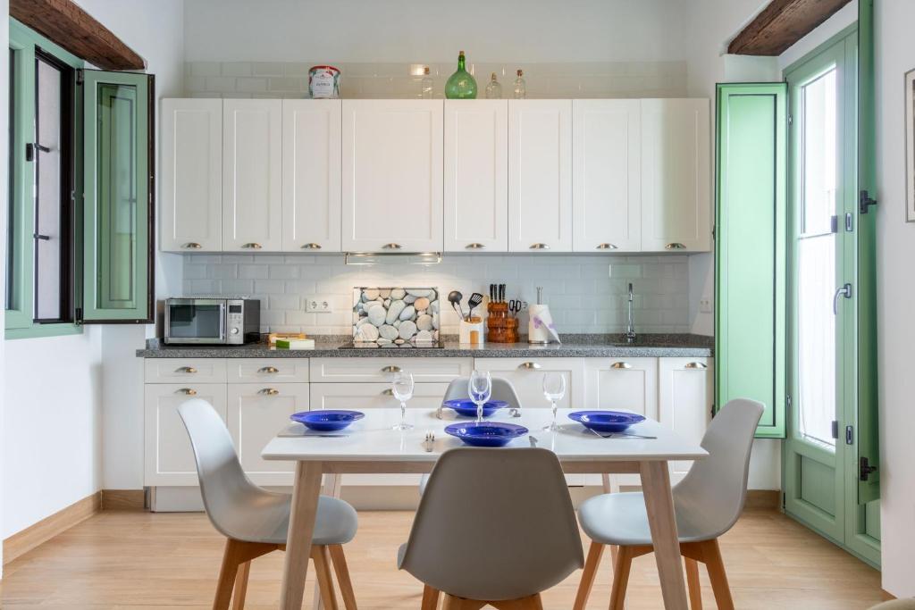 Charming apartment at La Alameda Seville City Center by OCityzen - 5