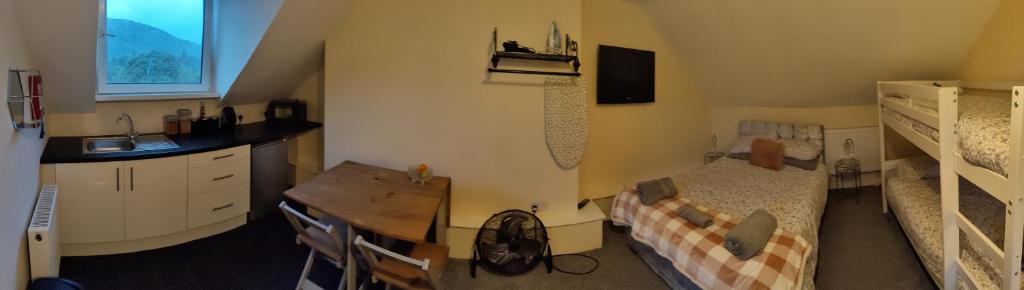 Pentre Cottage, Pen-y-cae photo 2