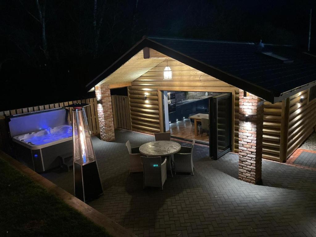 Harewell wood lodge, Dacre