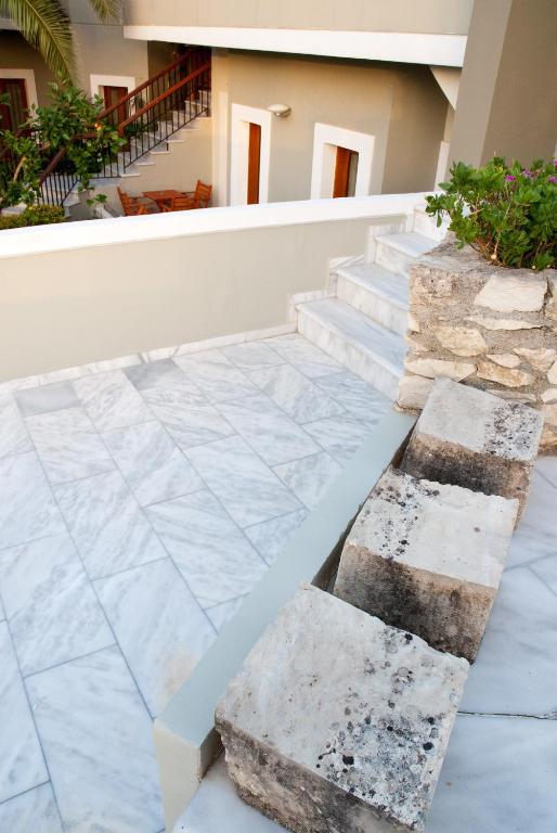 Casa Maria Hotel Apts, Crete Island, Greece Photos, Room Rates