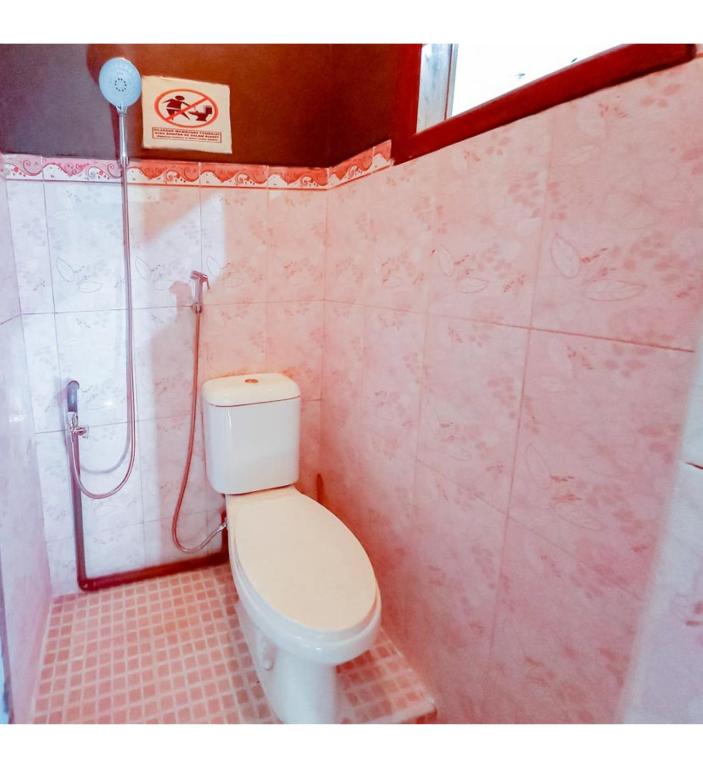 Hotel Gerung 2 near Luwes Mall Nganjuk photo