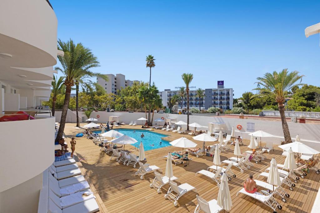 Palmanova Beach Apartments by TRH — Palmanova, Baleary