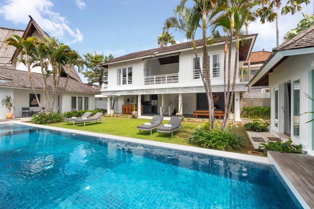 Villa M Bali Seminyak photo