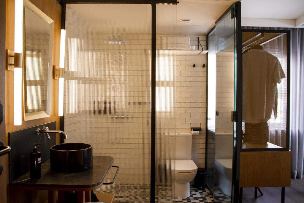 Letoh Letoh Gran Via photo