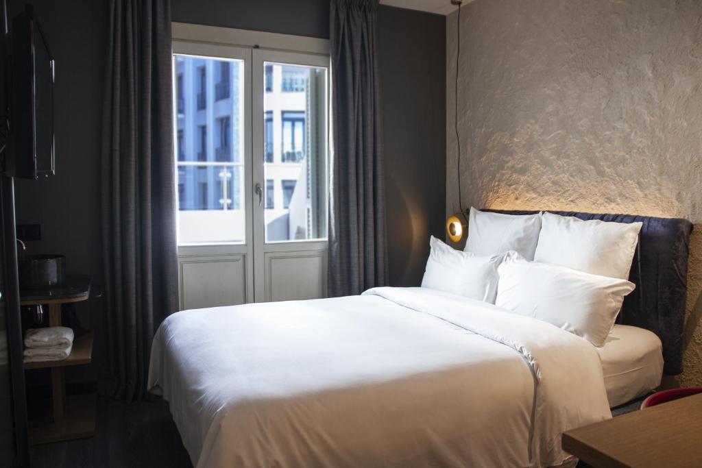 Letoh Letoh Gran Via photo