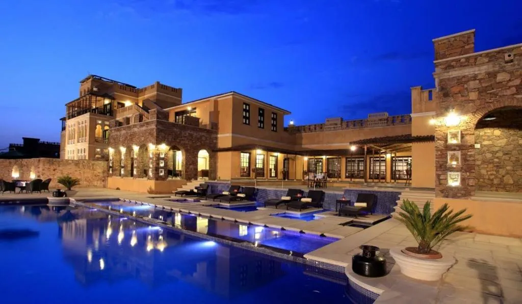 Juna Mahal Jungle Resort Ranthambore, hotel in Sawāi Mādhopur