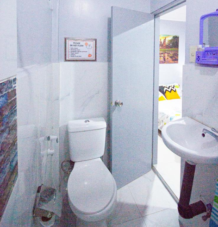 Lovely Studio 1 Bedroom Apartment, Olongapo City Centre photo