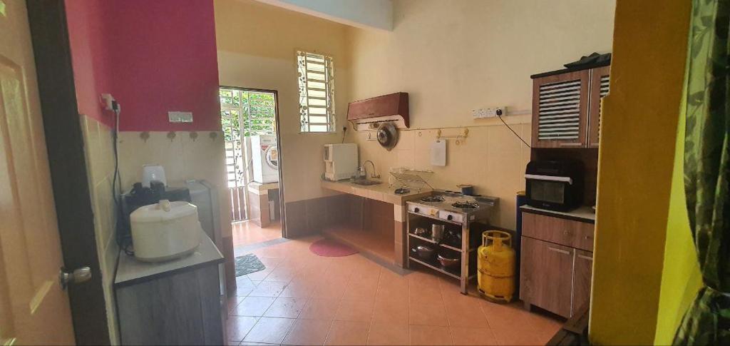 SIMPLE HOMESTAY KEMAMAN TERENGGANU photo