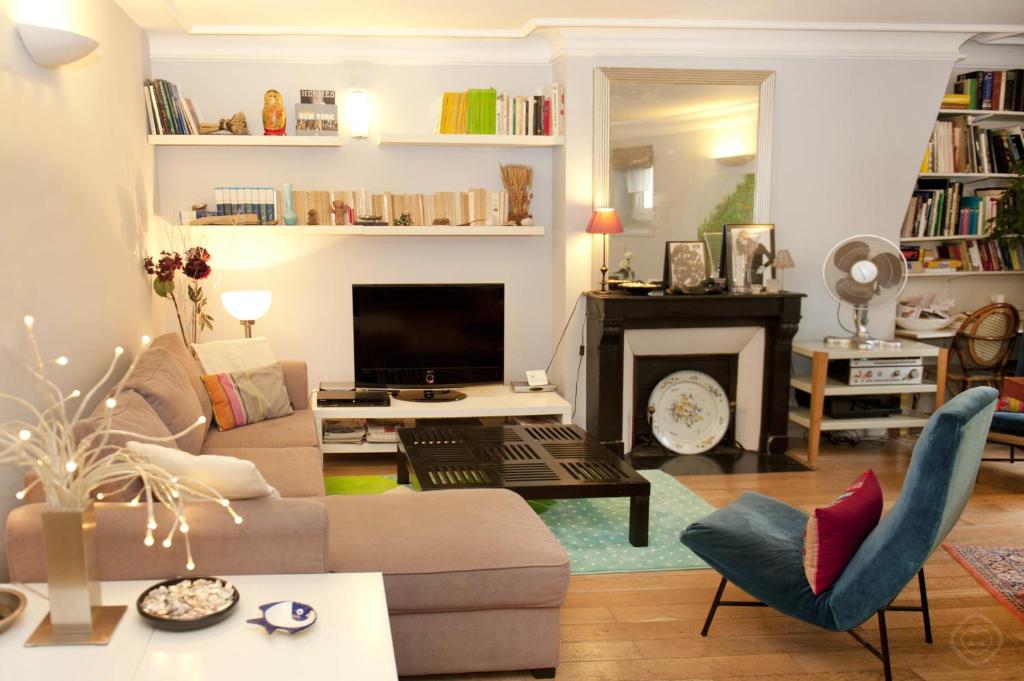 Chic Saint Germain Apartment - 2