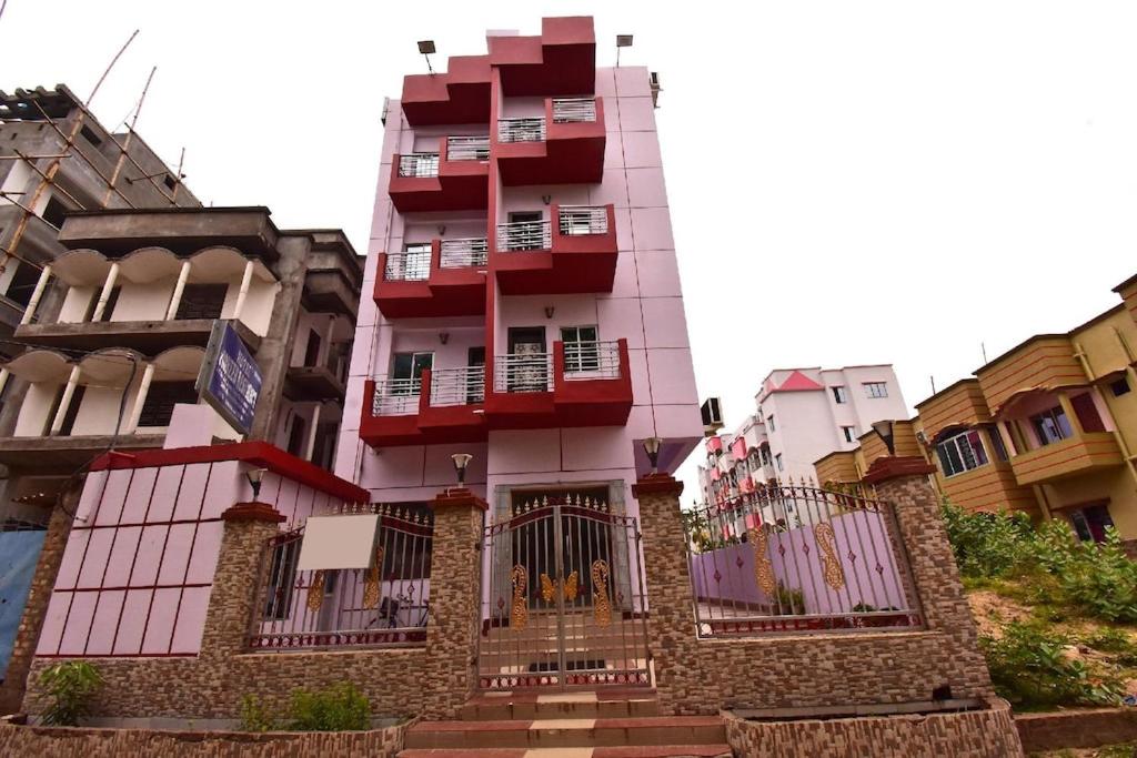 HOTEL PIONEER photo