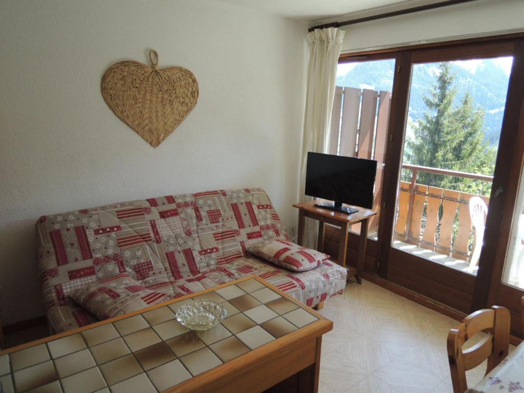 Appartement 4 pers avec balcon et parking à Châtel - FR-1-198-98 - 2