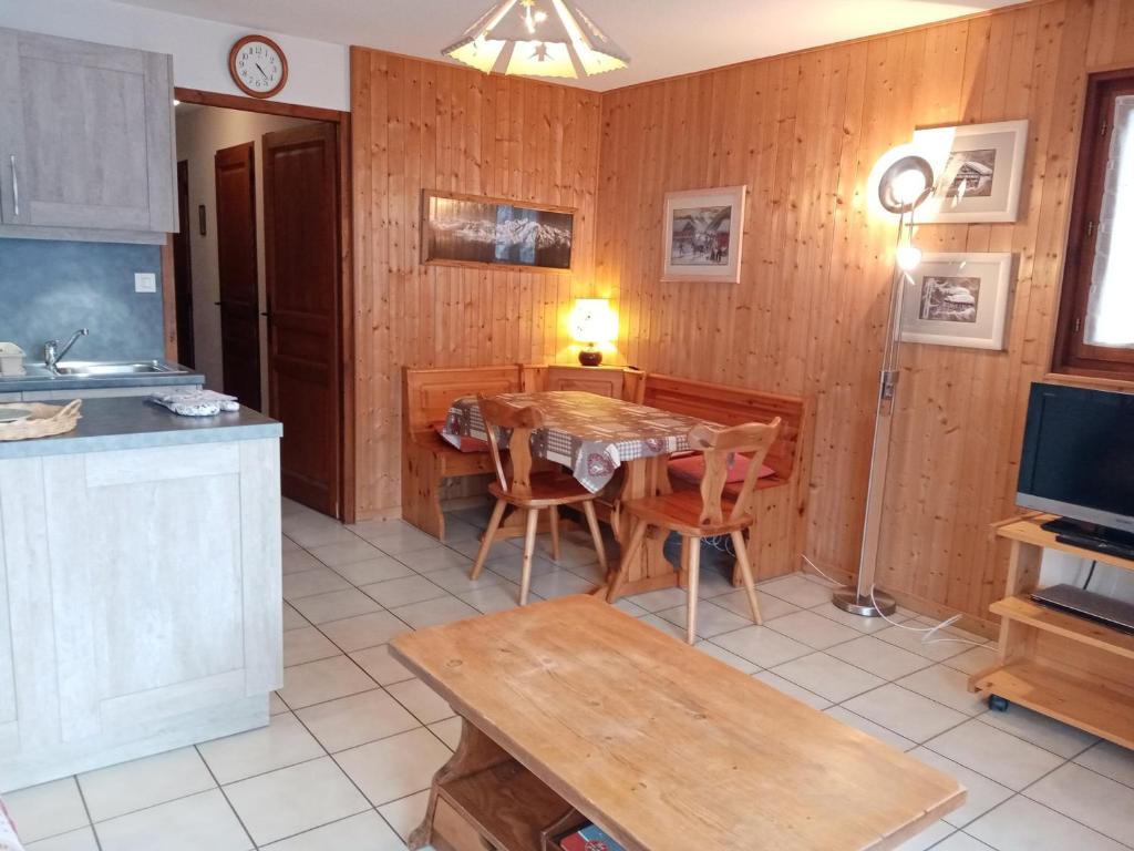 Appartement 6 pers à Châtel avec Parking et Wifi - FR-1-198-162 - 4