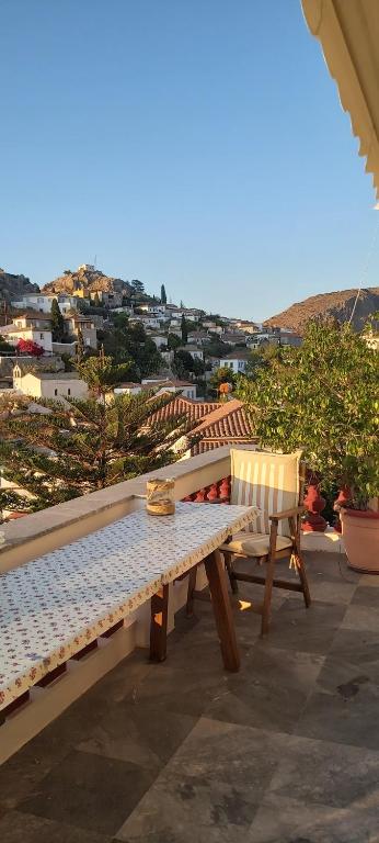 Tsitsinakis Traditional House photo