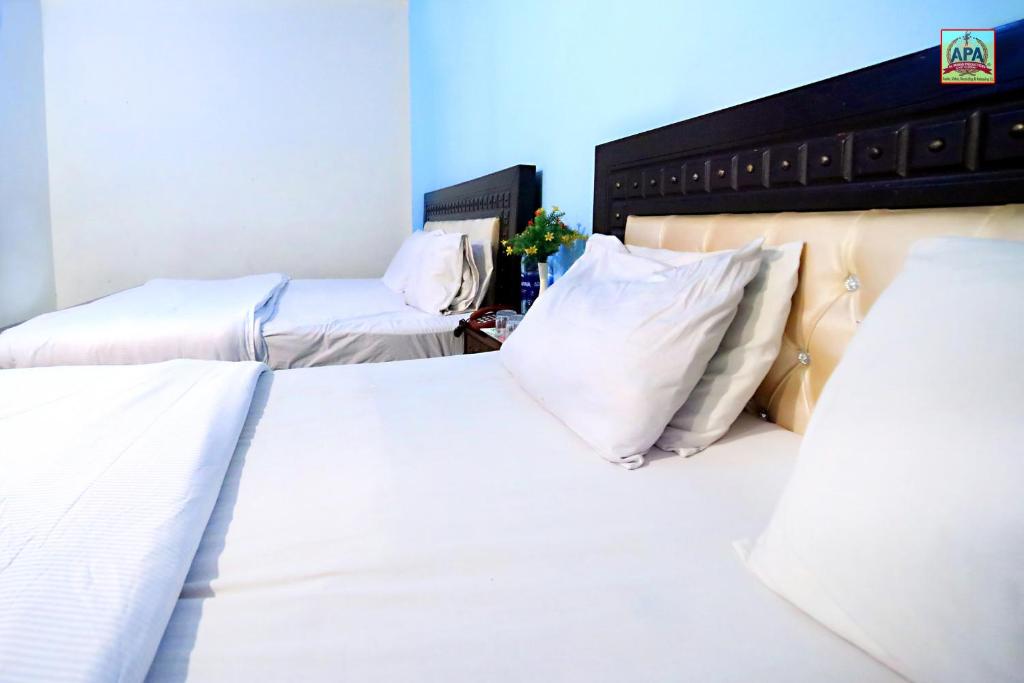 Royal INN Guest House — Hotel in Lahore