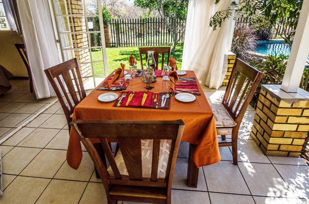 Facilities, Chobe River Cottages in Kasane