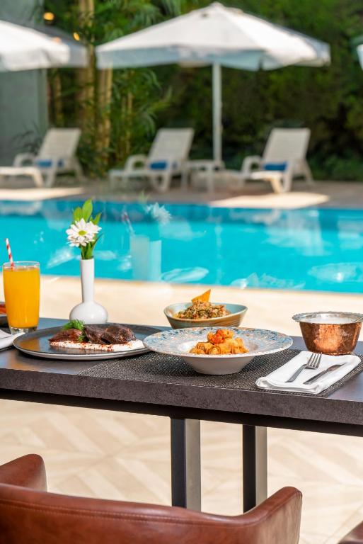 スイミングプール