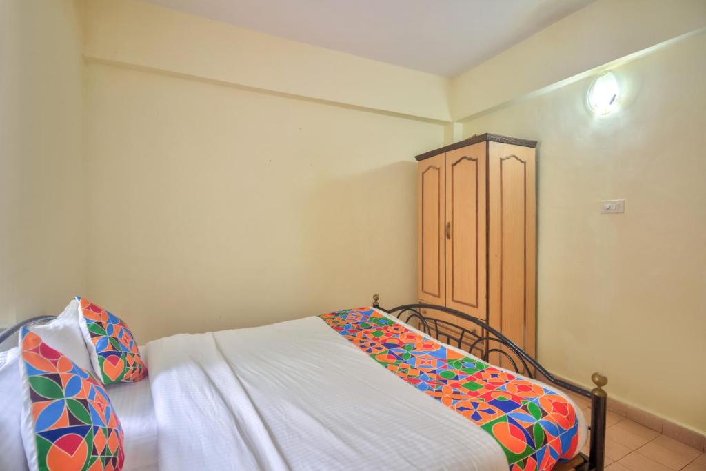 Hilltop 5BHK Villa with Private Swimming Pool near Candolim photo