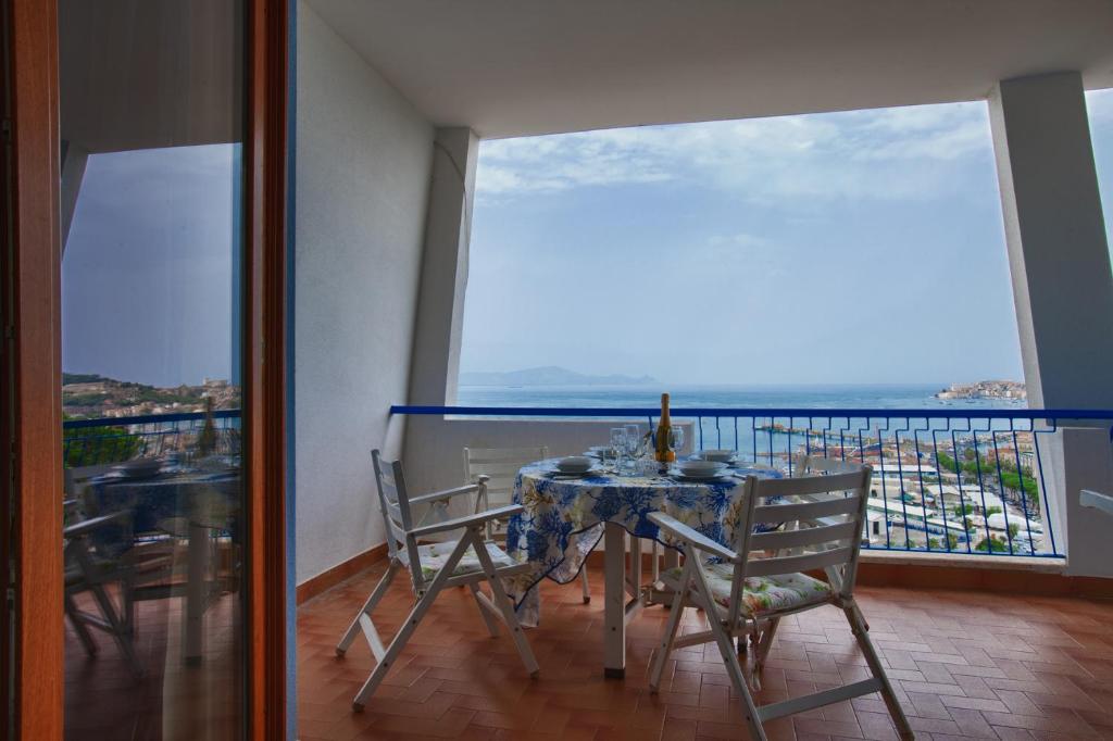 Gaeta Terrace - 2