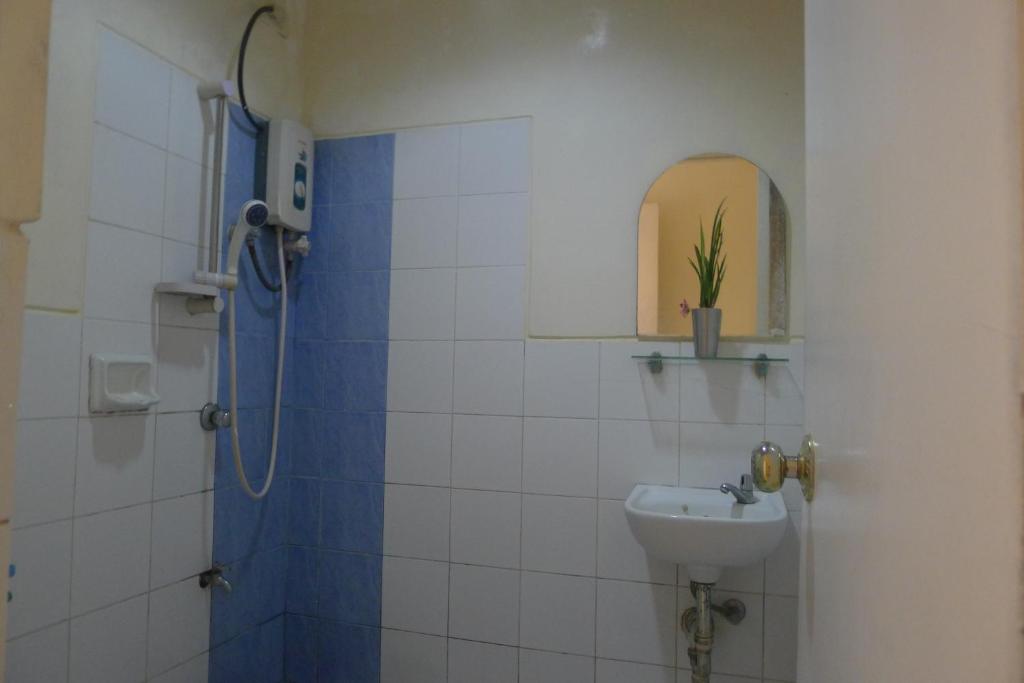 Amabel's Condo Unit at North Cambridge Baguio Condominiums photo