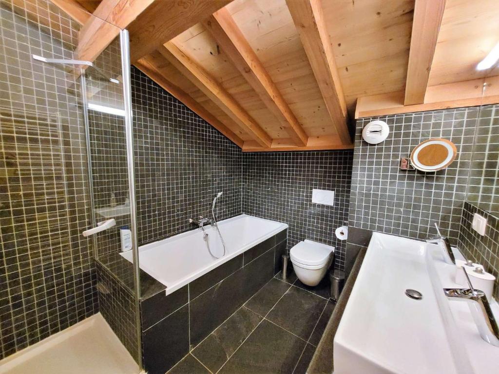 Chalet de prestige, proche des pistes aux Gets - 5