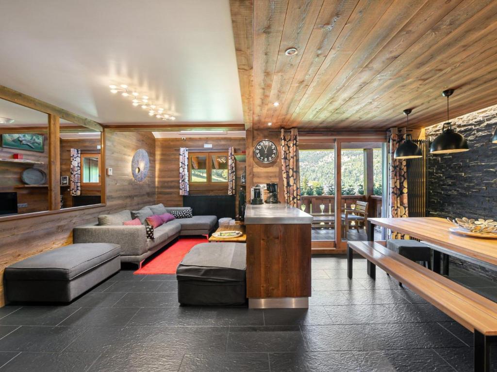 Duplex moderne à Méribel Village, accès ski et piscine - FR-1-566-55 - 2