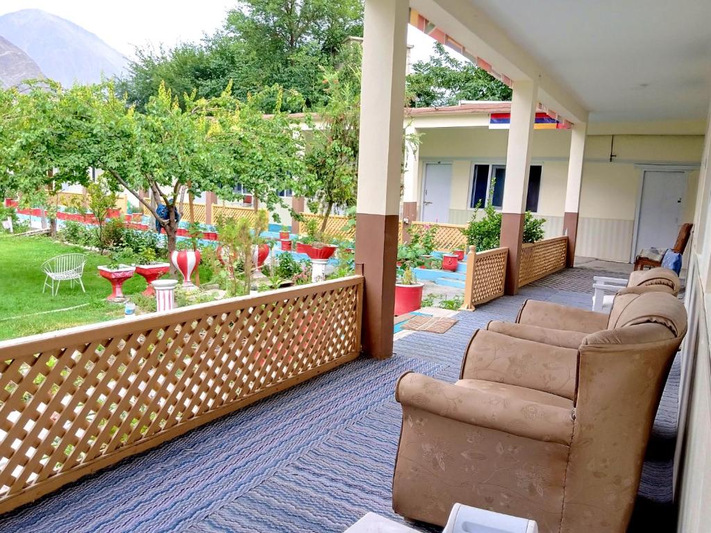 Madina Hotel 2 photo