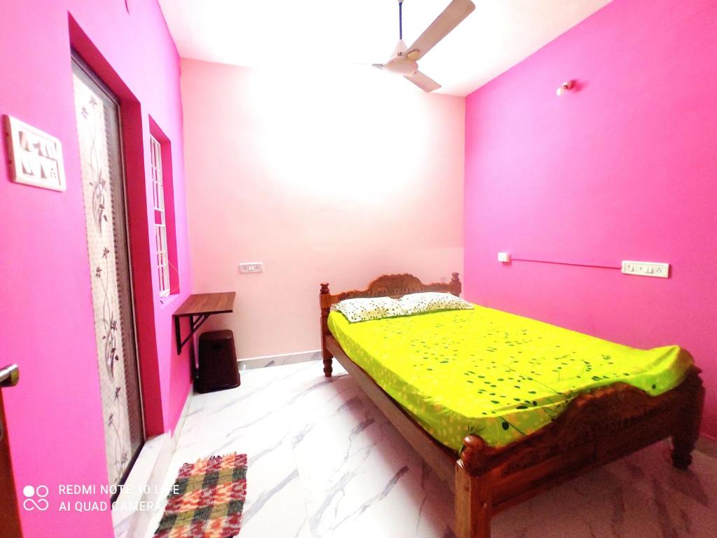 Airport Pick UP Or Drop Free — Hotel in Chennai