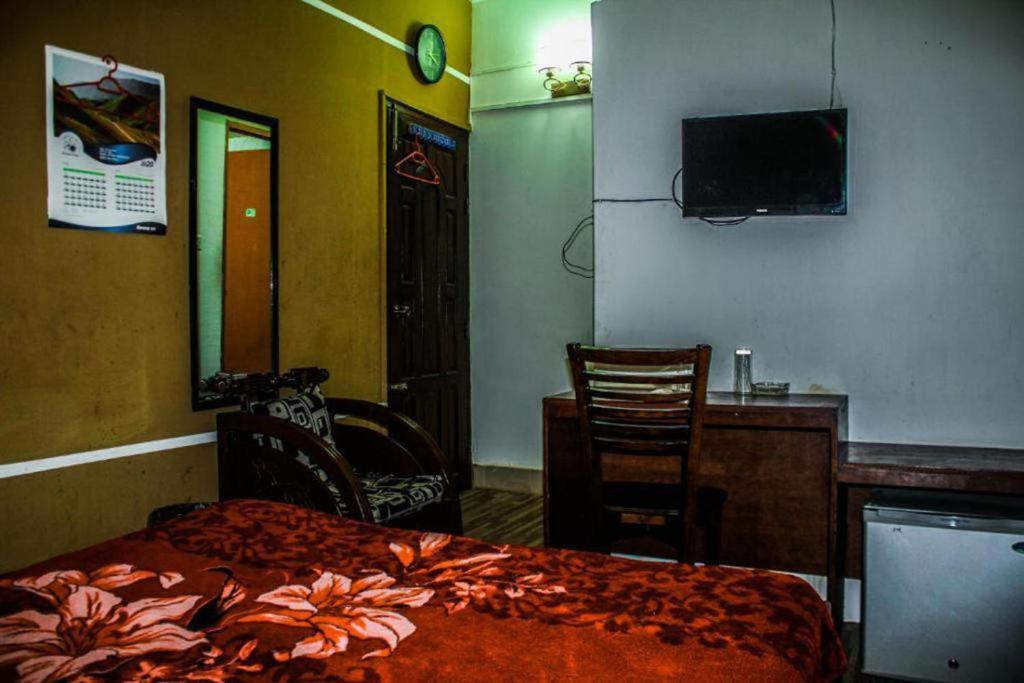 Gulshan Place 65 photo