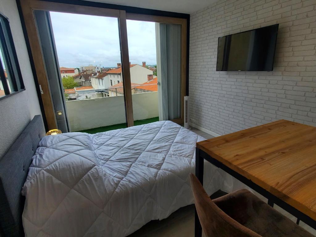 Studio avec balcon, vue sur jardins et cathédrale - 4