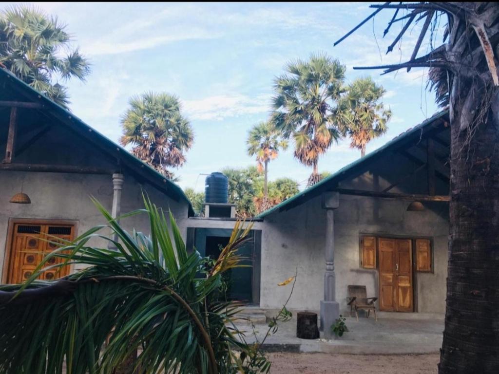 Malabar Beach Walk — Hotel in Jaffna