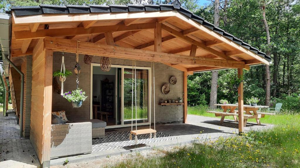 Sfeervol boshuisje in natuurgebied
