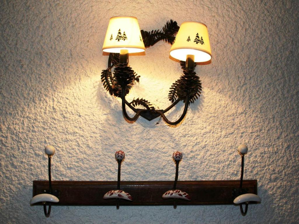 Courchevel 1850 : Appartement ensoleillé ski-aux-pieds avec balcon, parking, wifi - 4