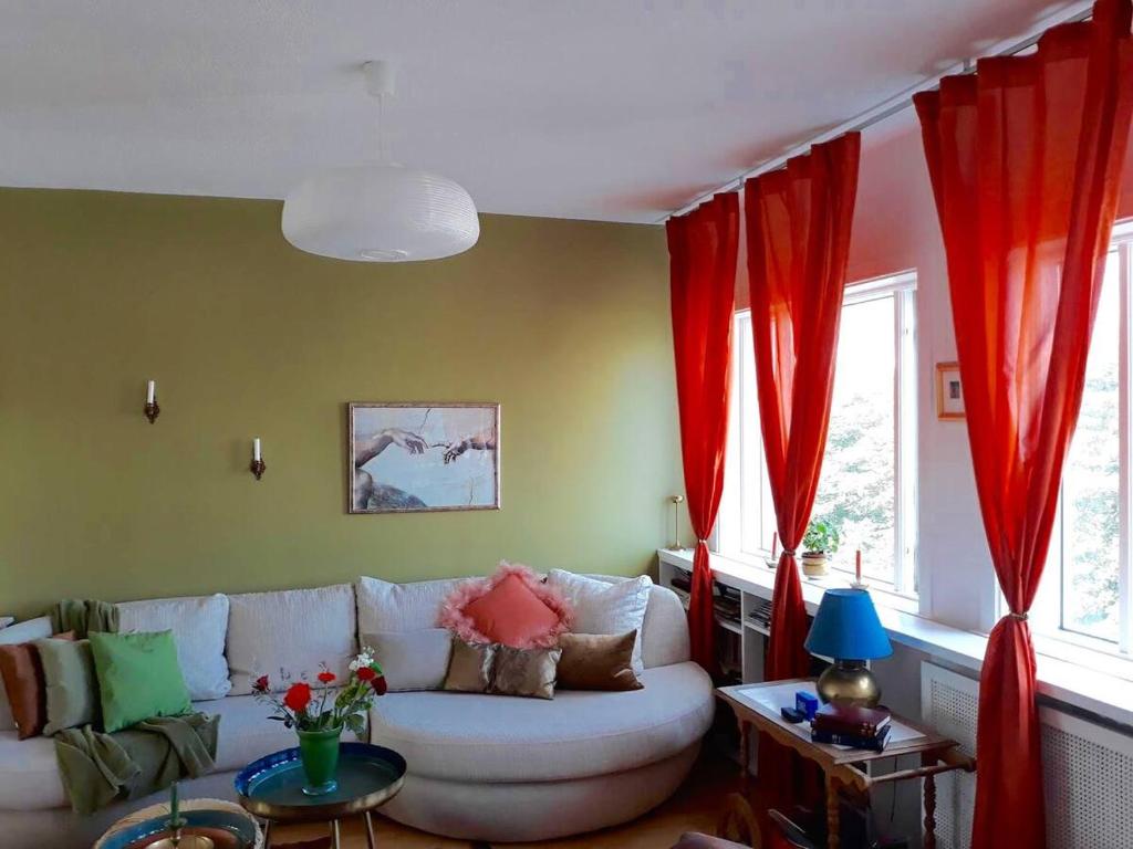 Bright and beautiful studio apt for 2 in RVKcenter — Hotel in Reykjavik