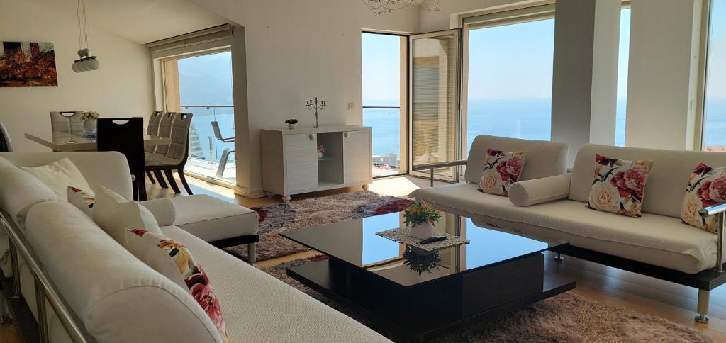 Spa Resort Luxury Apartments - 4