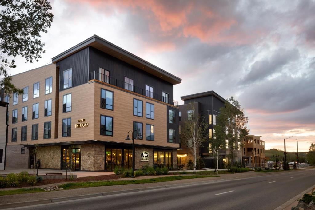 Indigo Silverthorne photo