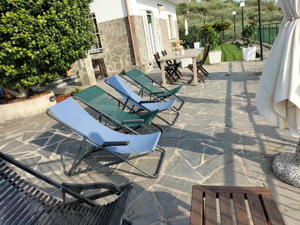 Sarina House Ocean View - 5