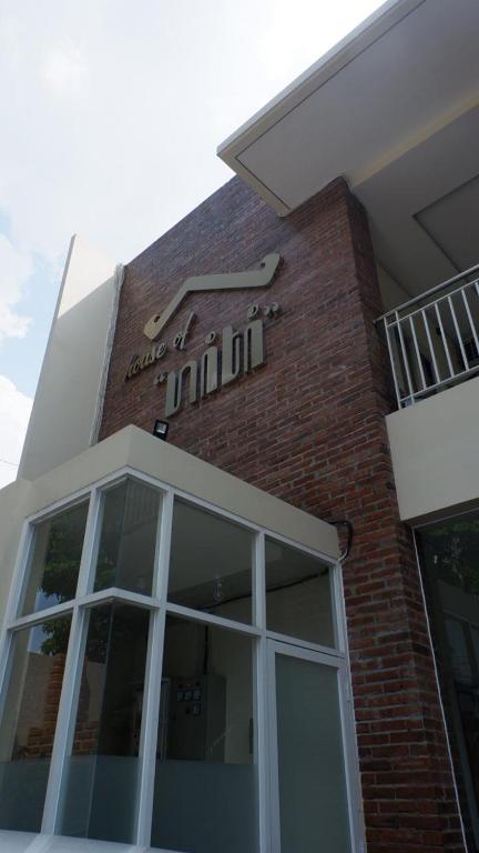 HOUSE OF NITI photo