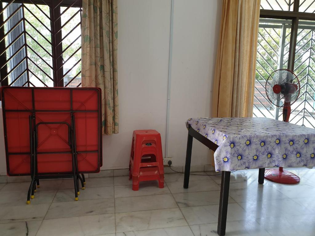 Seaview Bungalow photo