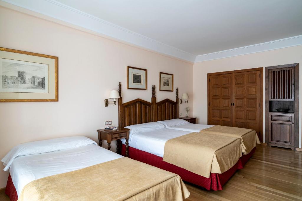Parador de Vilalba photo