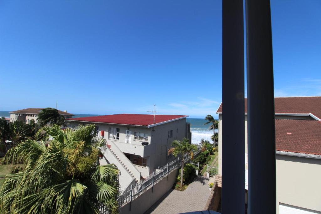 Aride 7, Uvongo Beach