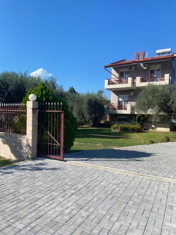 Sanni Beach Salonikiou photo