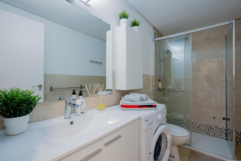 Bright & Stylish Apartment in Chipeque, Los Cristianos - 5
