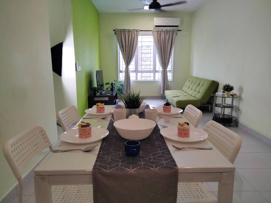 SJ 3BR Shah Alam Seksyen U13 Setia Alam photo