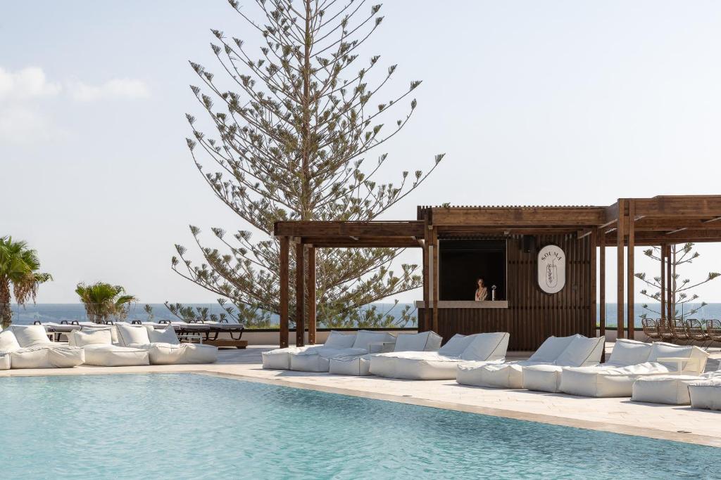 Helea Family Beach Resort photo