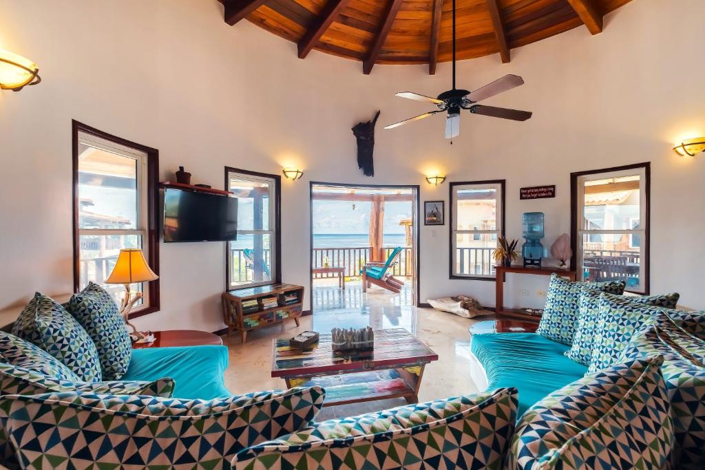 Indigo Belize 3C Condo, San Pedro