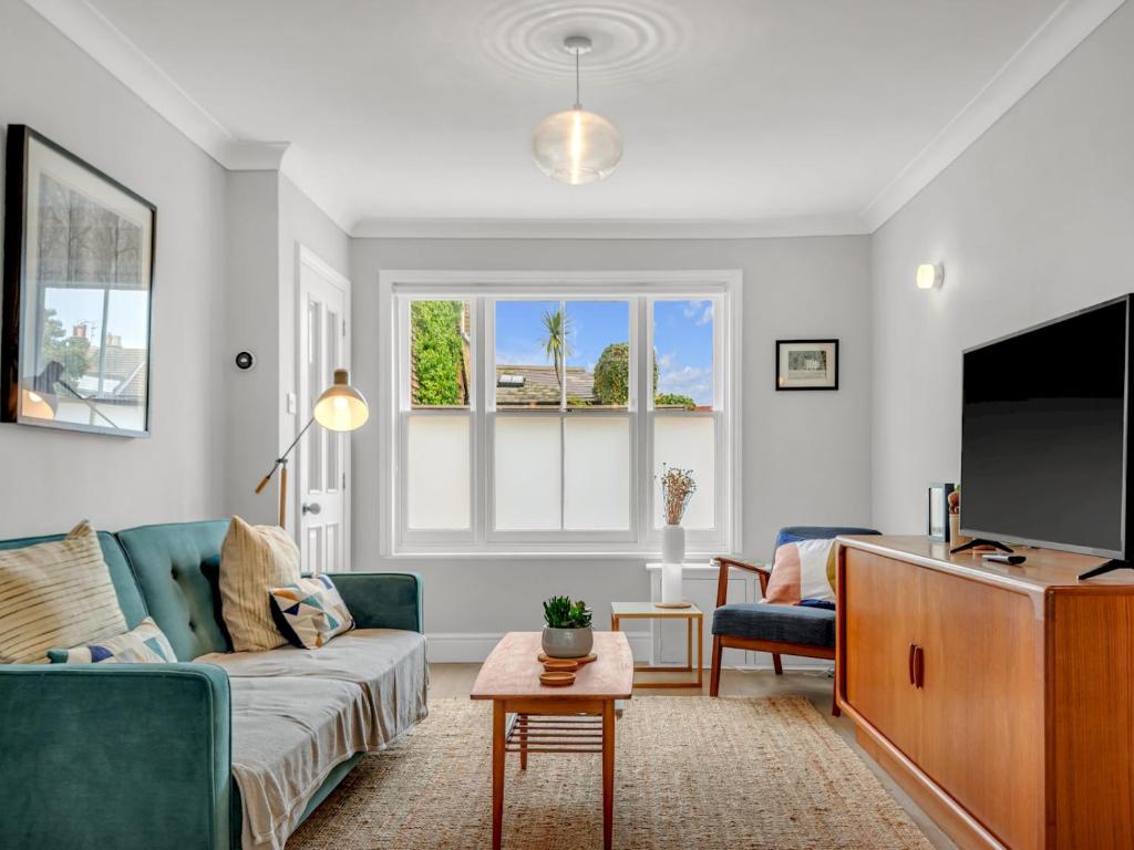 Pass the Keys Charming cottage in the Heart of Whitstable, Whitstable